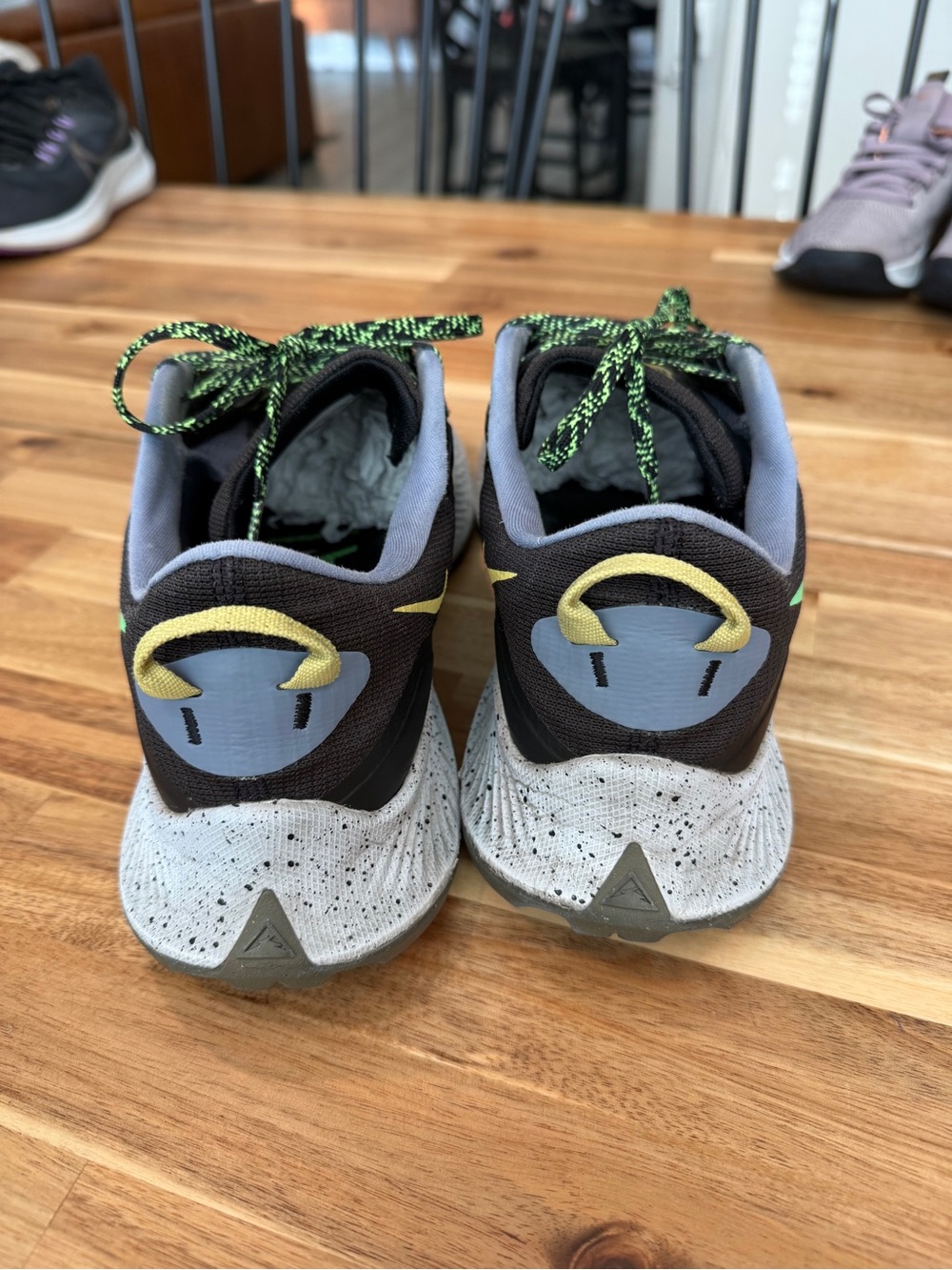 Nike Trail Pegasus Running Shoes with Green Accent - Men's - Picture 3 of 8